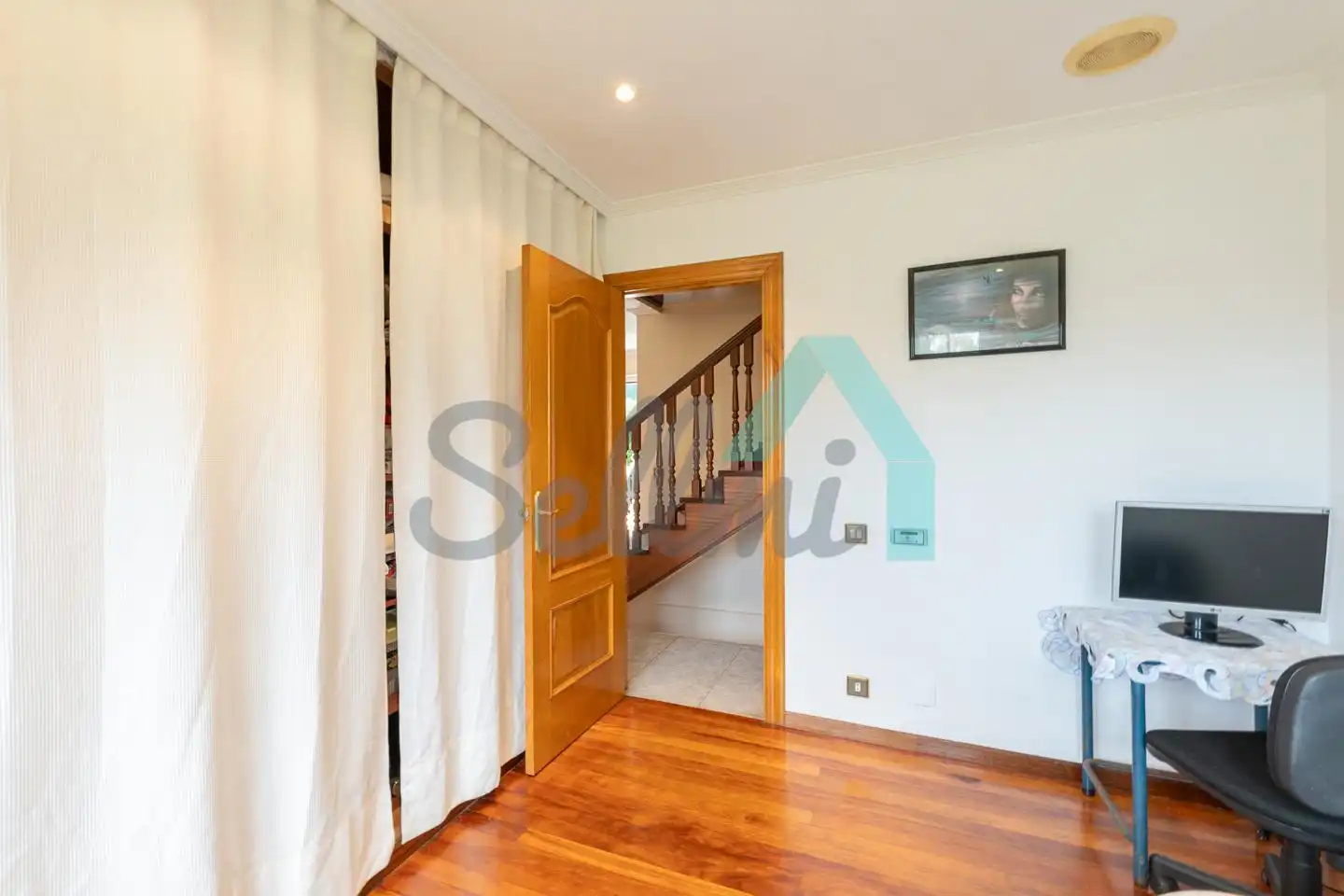 Casa adosada en venta en El Franco  con Calefacción, Jardín privado y Parquet