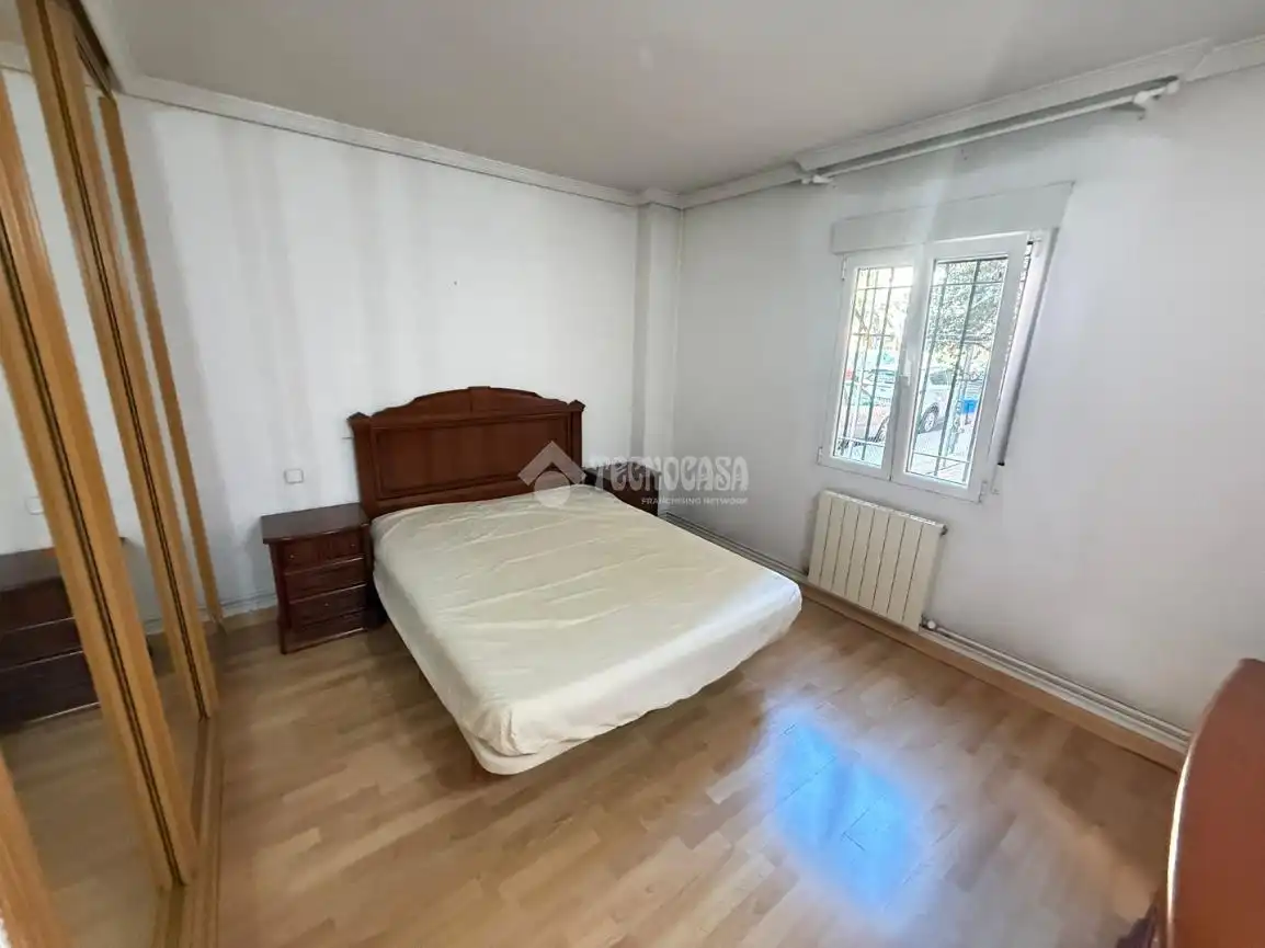 Bedroom of Flat for sale in Alcalá de Henares  with Heating