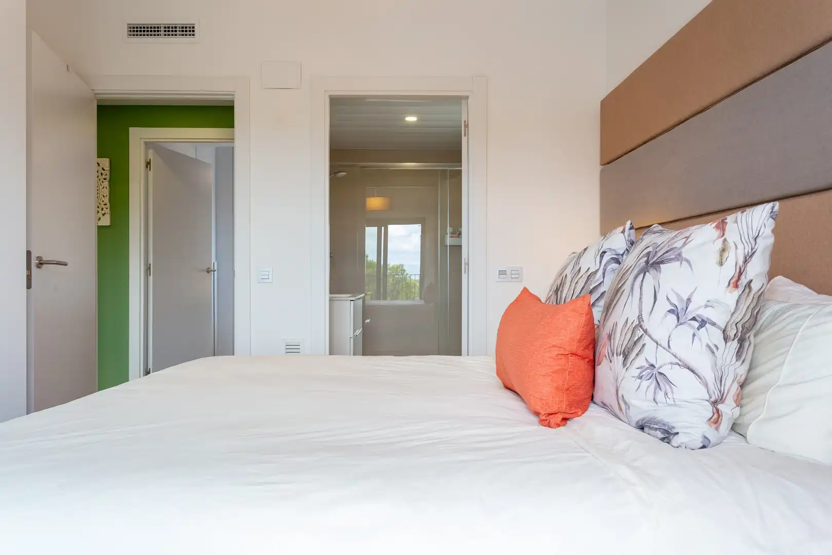 Flat with terrace for sale in PUNTA DEL CAVALL, imagen 24