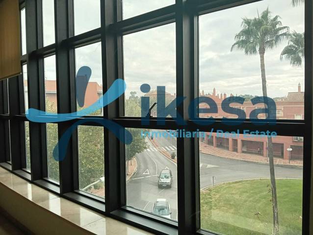 Local comercial en Venta en Arco Norte - Avda. España