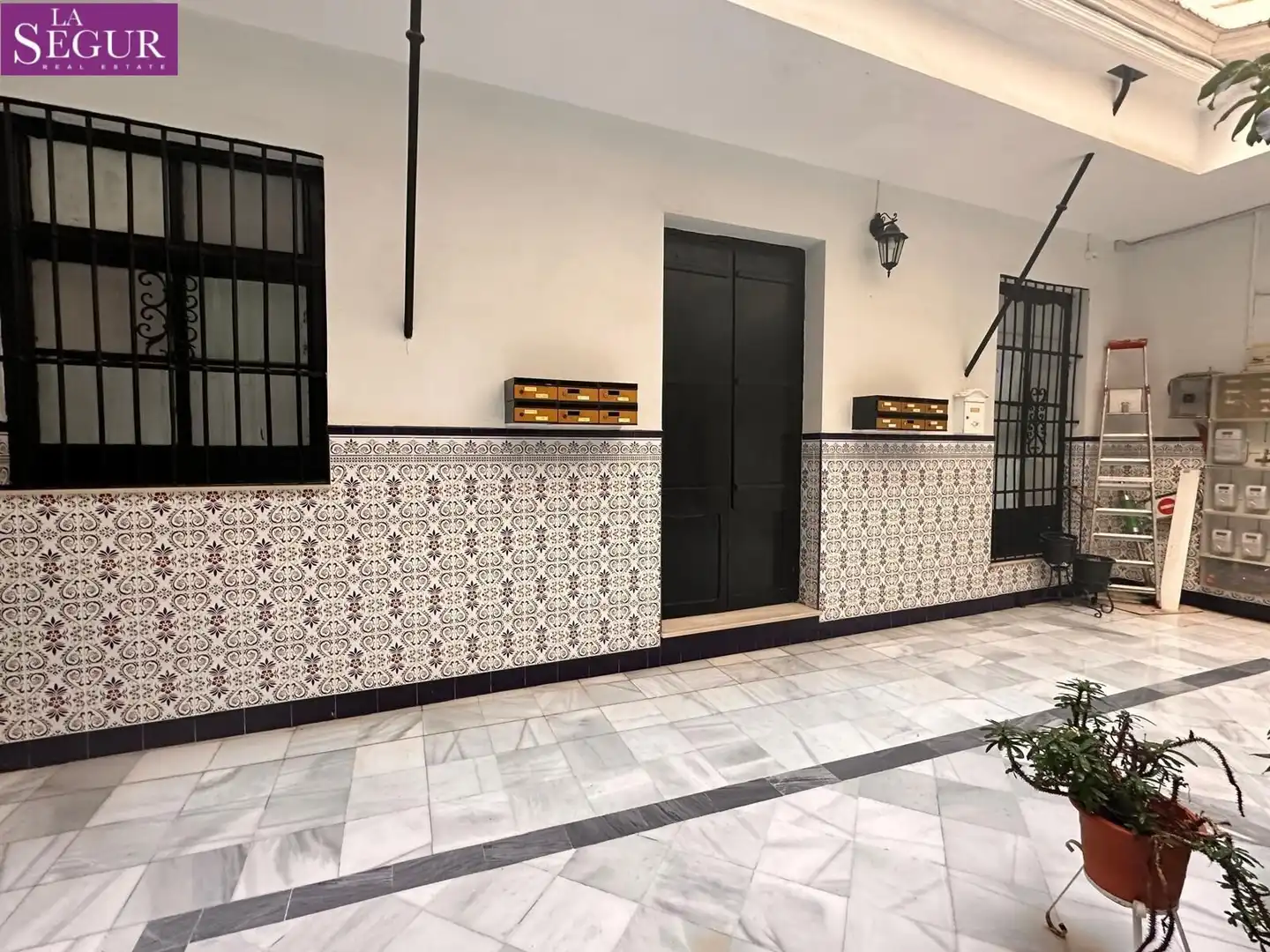 Business premises for sale in Centro Histórico, imagen 3