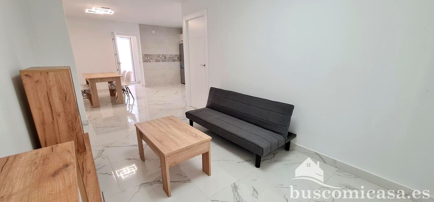 Planta baja de alquiler en Obispo Álvarez Lara, 47, Linarejos