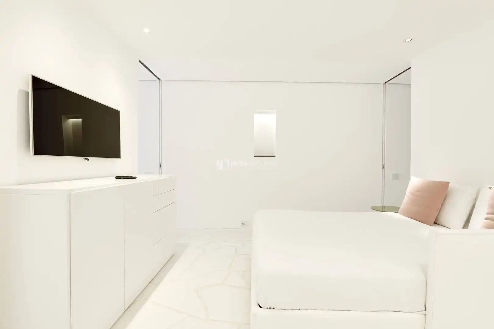 Appartamento con piscina in affitto a Marina Botafoc - Platja de Talamanca, imagen 17