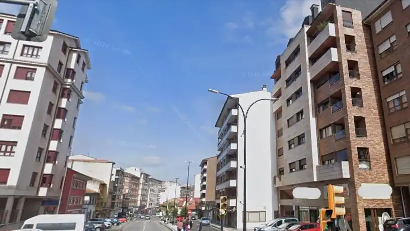 Vista exterior de Pis en venda en Corvera de Asturias amb Traster