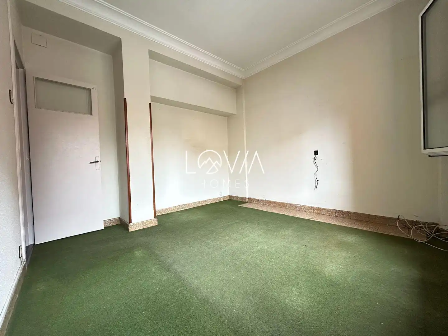 Bedroom of Flat for sale in Gijón   with Storage room