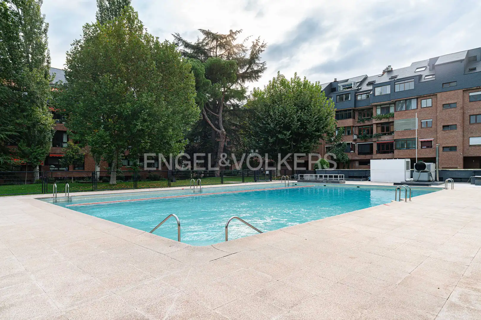 Swimming pool of Attic for sale in Las Rozas de Madrid  with Air Conditioner, Heating and Terrace
