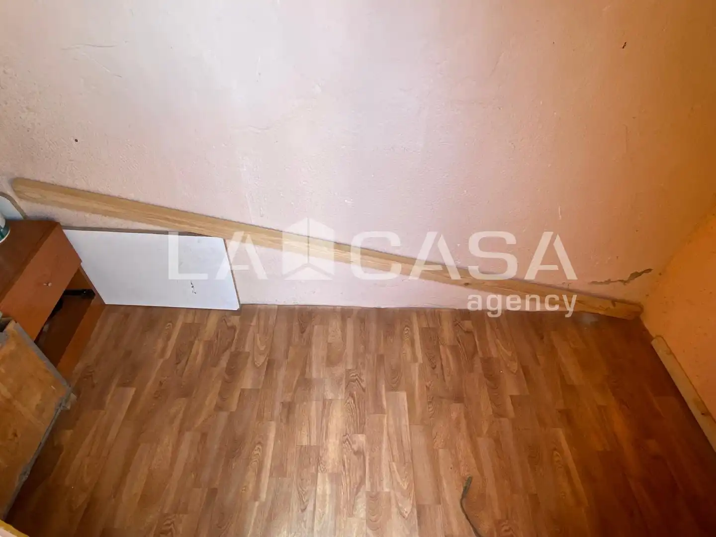 Ático en venta en Santa Coloma de Gramenet con Calefacción, Terraza y Trastero