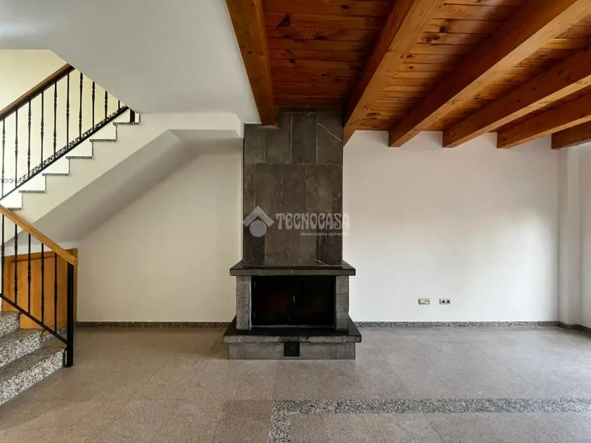 Sala de estar de Casa o chalet en venta en Grisén