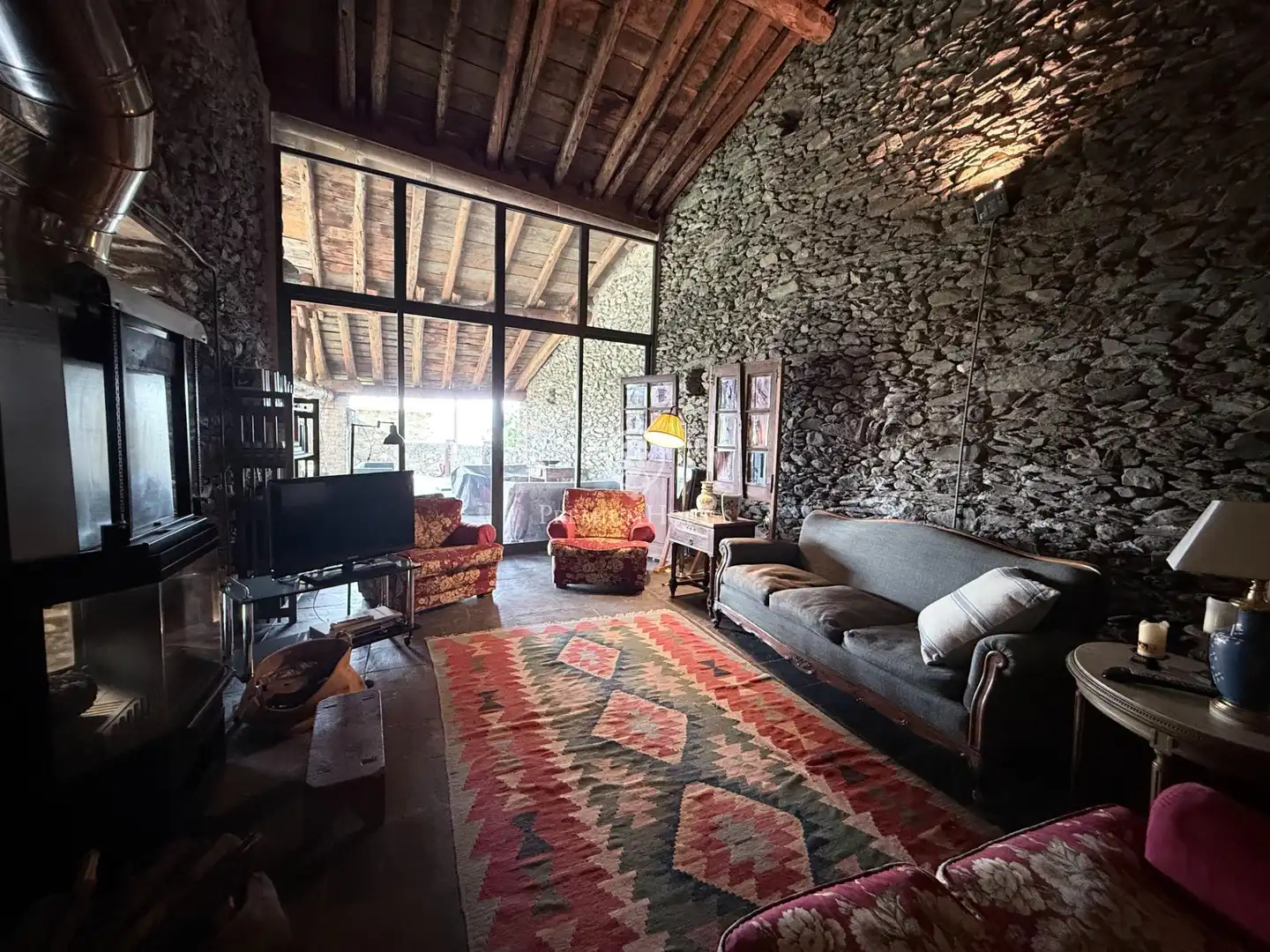 Sala d'estar de Finca rústica en venda en Guils de Cerdanya amb Jardí privat i Traster