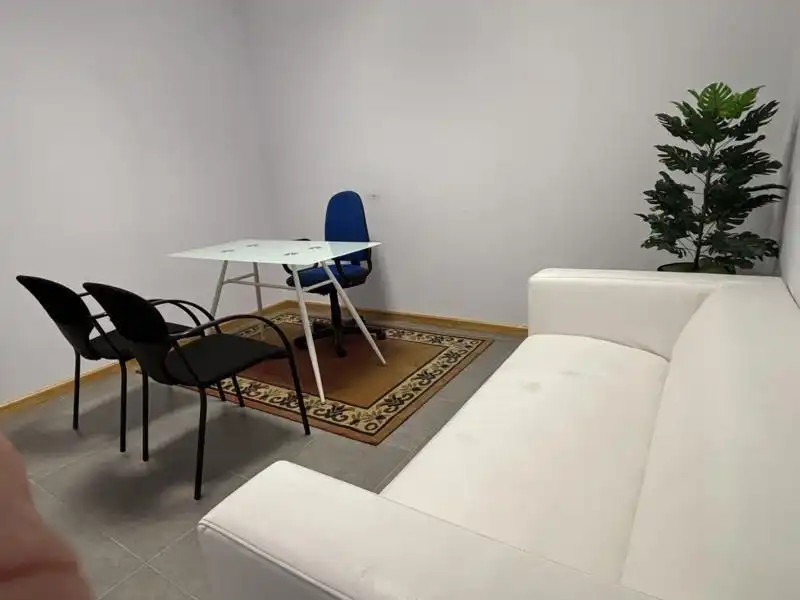 Oficina de alquiler en Ortigueira con Amueblado