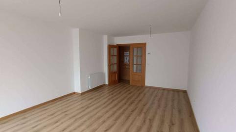 Foto 4 de Piso en venta en Calle Ramon Peinador, 34, Mondariz-Balneario, Pontevedra