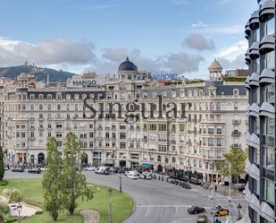 Exterior view of Flat to rent in  Barcelona Capital  with Air Conditioner and Balcony