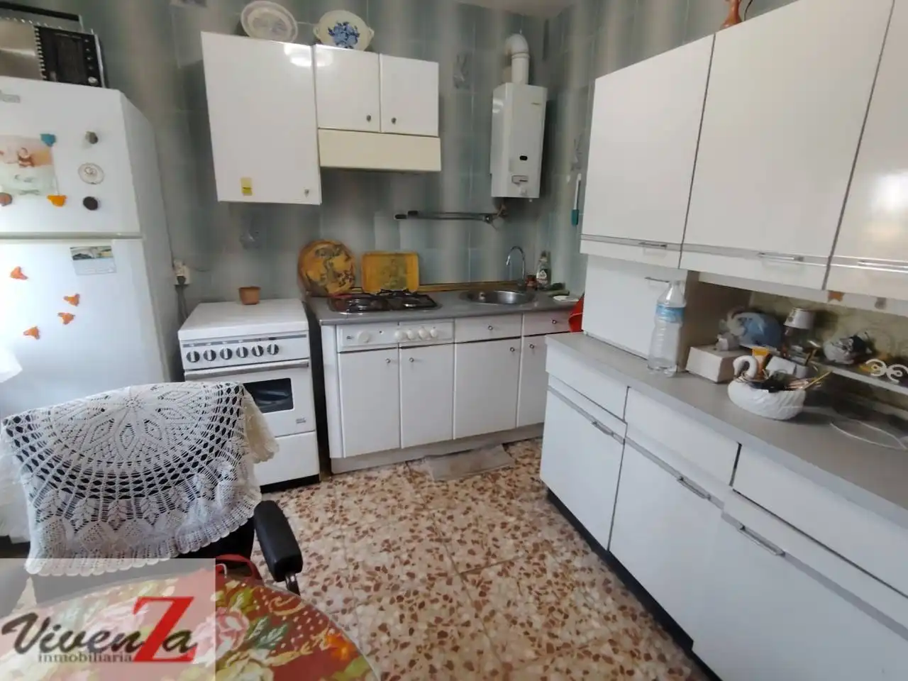 Cuina de Casa o xalet en venda en Zamora Capital  amb Calefacció, Jardí privat i Terrassa