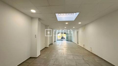 Photo 3 of Premises for rent in De Santiago Ramón y Cajal, Barrio de Ciudad Jardín, Málaga Capital