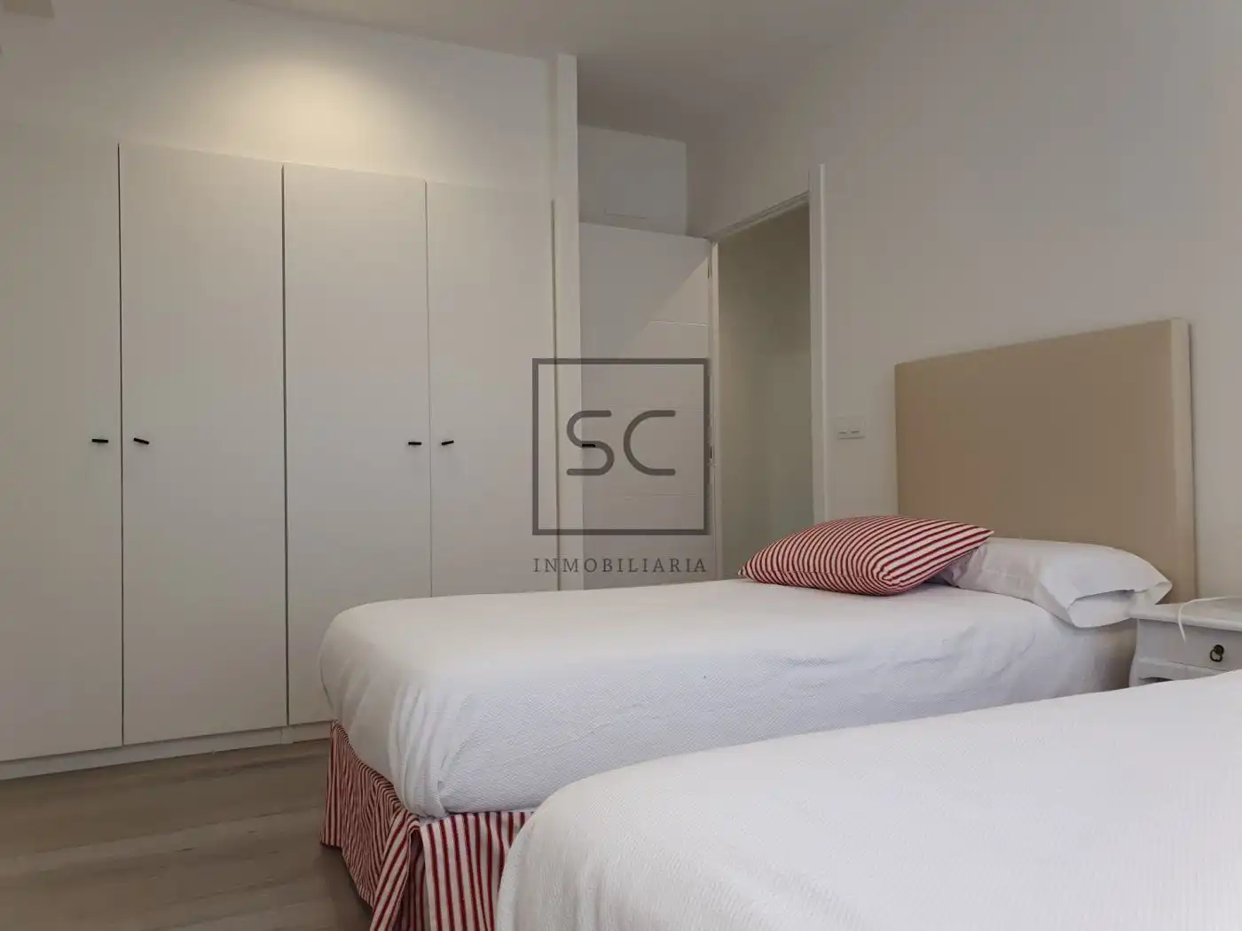 Schlafzimmer von Wohnung zur Miete in Cabanas mit Heizung und Möbliert