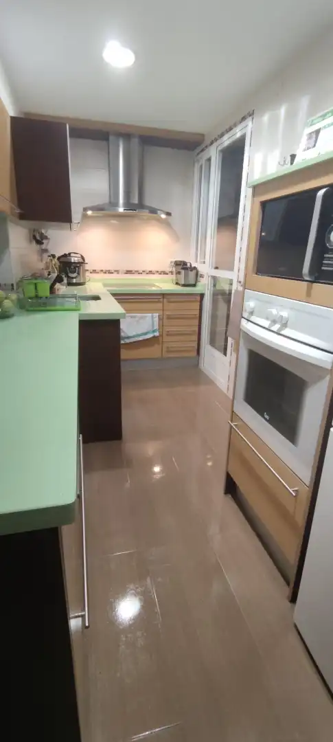 Flat with lift to rent in Avenida Barcelona, imagen 5