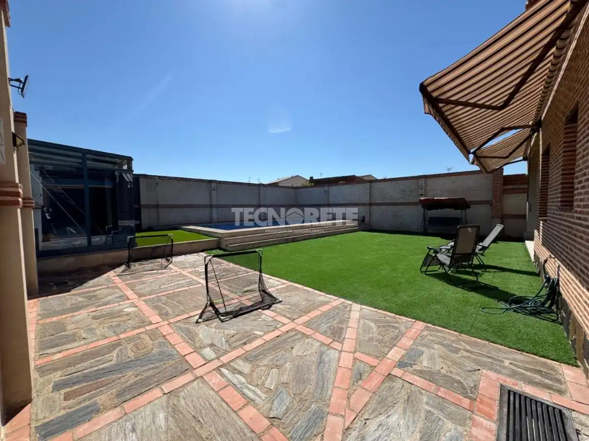 Terraza de Casa o chalet en venta en Cebolla con Aire acondicionado, Calefacción y Jardín privado