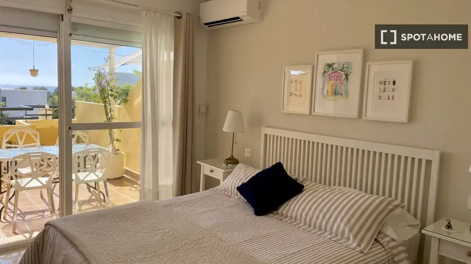 Bedroom of Apartments for share in Mijas  with Air Conditioner, Heating and Terrace