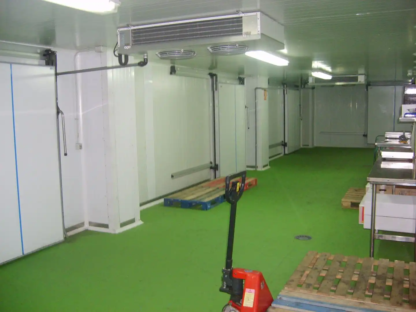 Industrial building to rent in Camino Feira 9, imagen 4