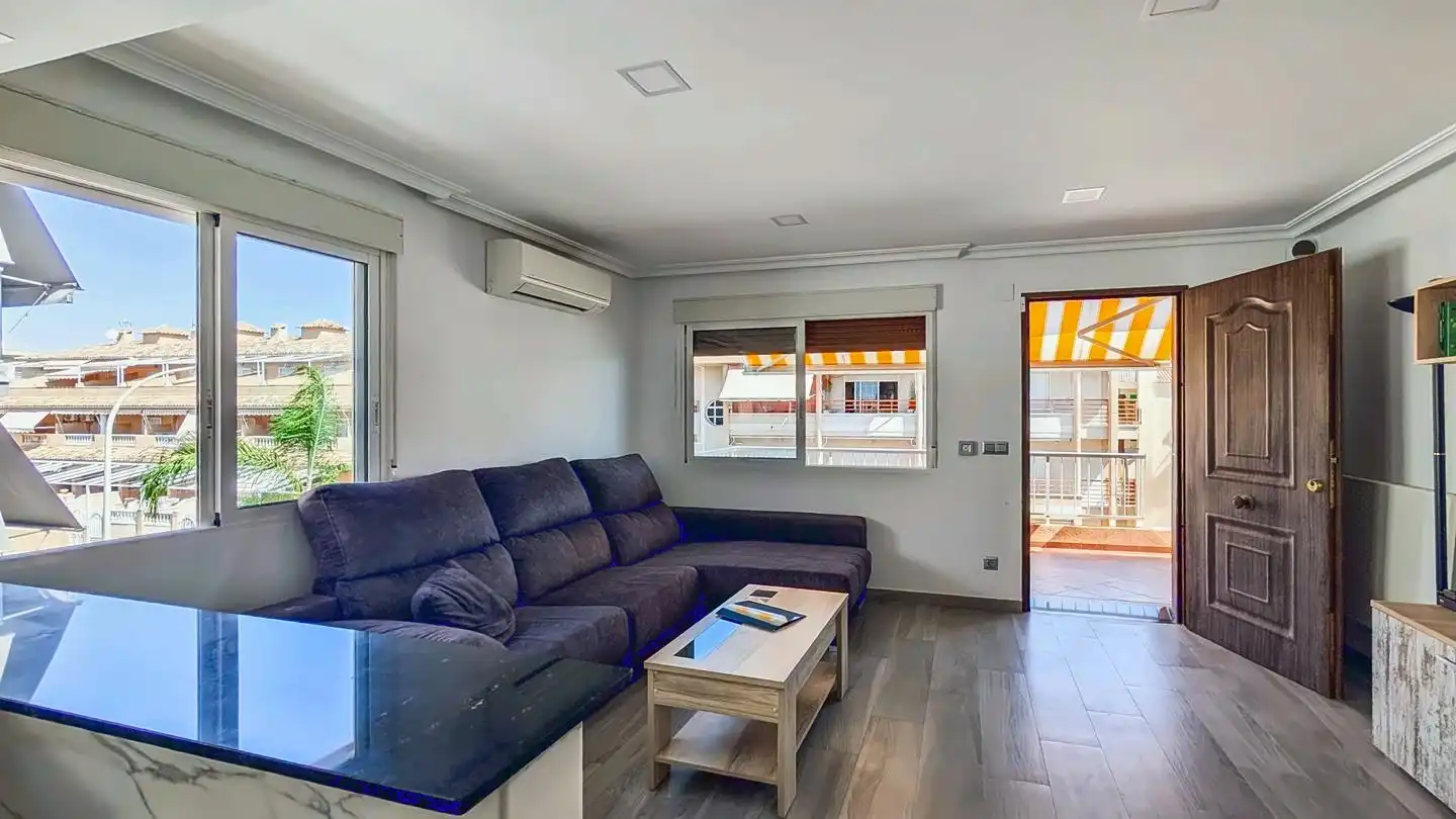 Sala d'estar de Pis en venda en Santa Pola ciudad