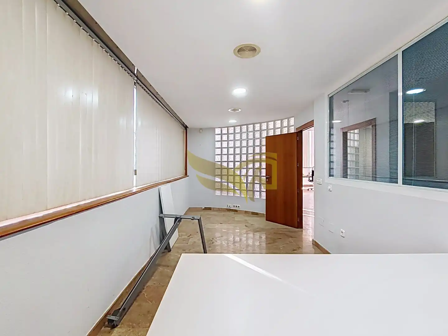 Local en venta en Alcantarilla con Aire acondicionado, Amueblado y Internet