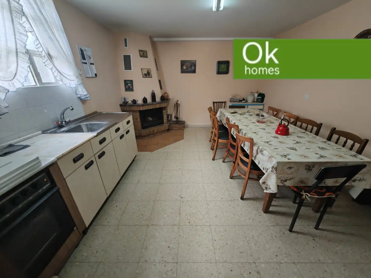 Cocina de Casa o chalet en venta en Mesía con Calefacción, Jardín privado y Parquet