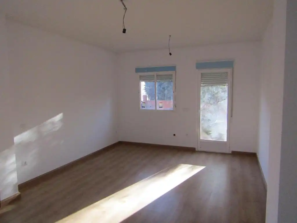 Sala de estar de Casa adosada en venta en Belmonte de Tajo