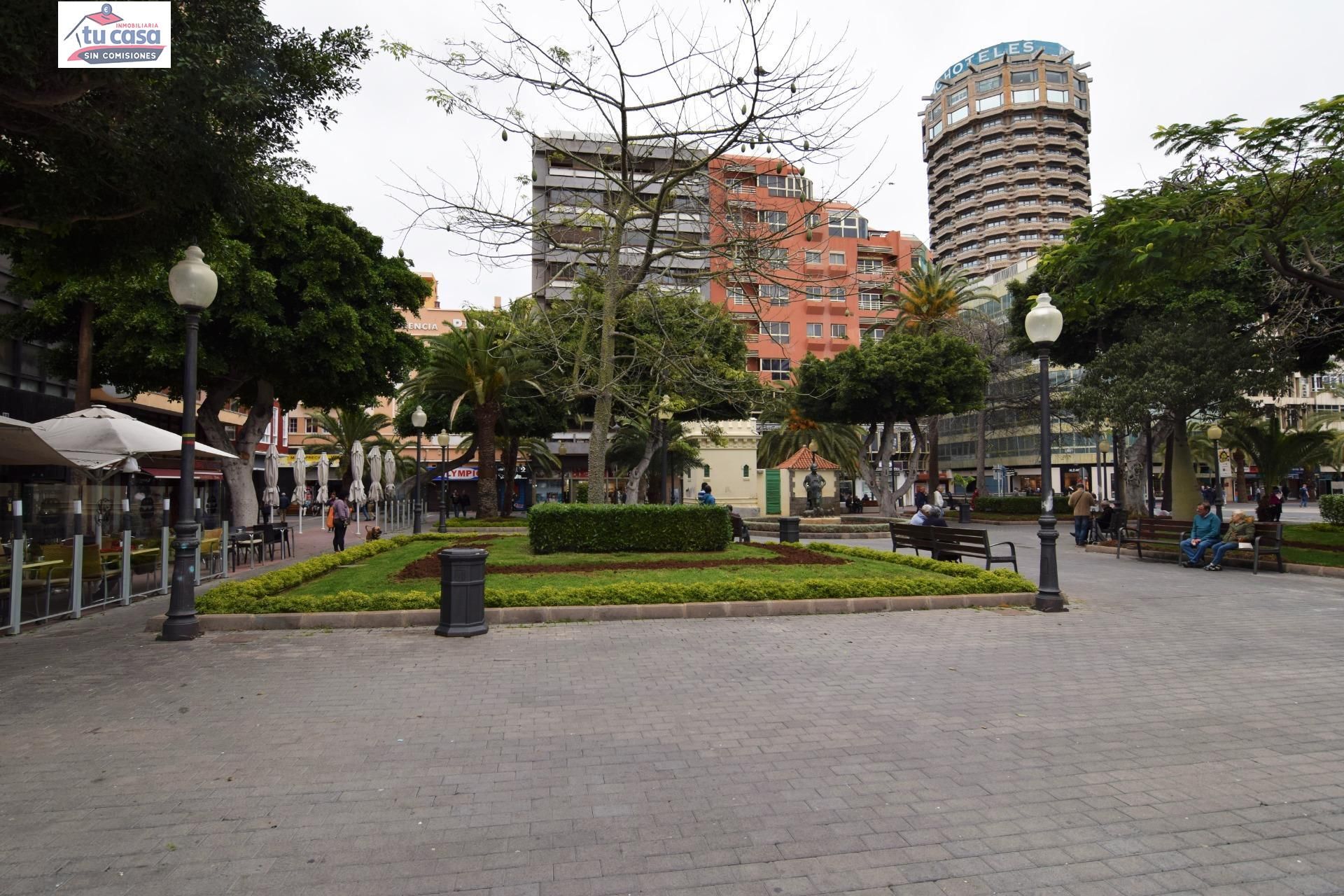 Vista exterior de Pis de lloguer en Las Palmas de Gran Canaria amb Balcó