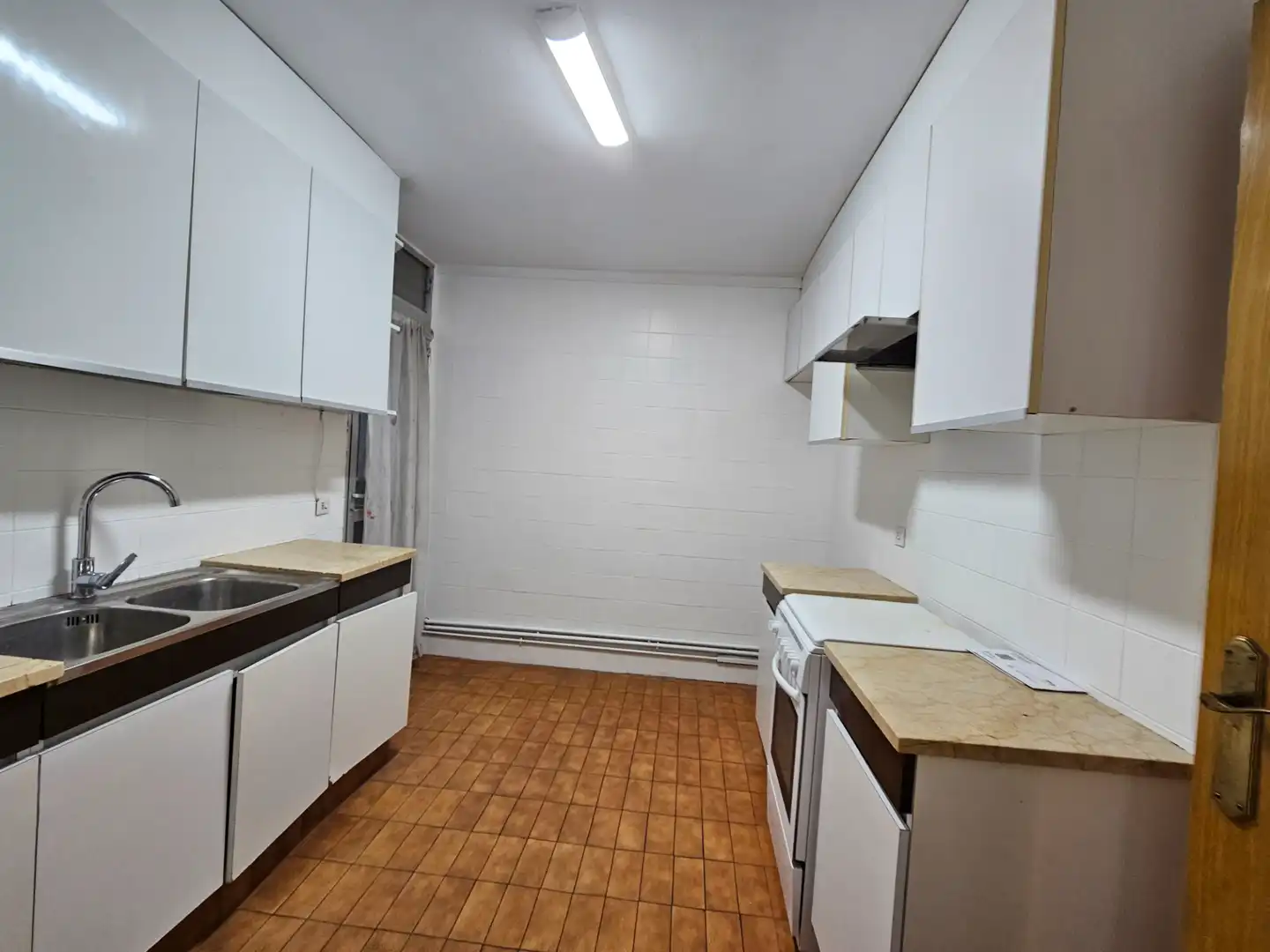 Küche von Wohnung zum Verkauf in Terrassa mit Heizung und Balkon