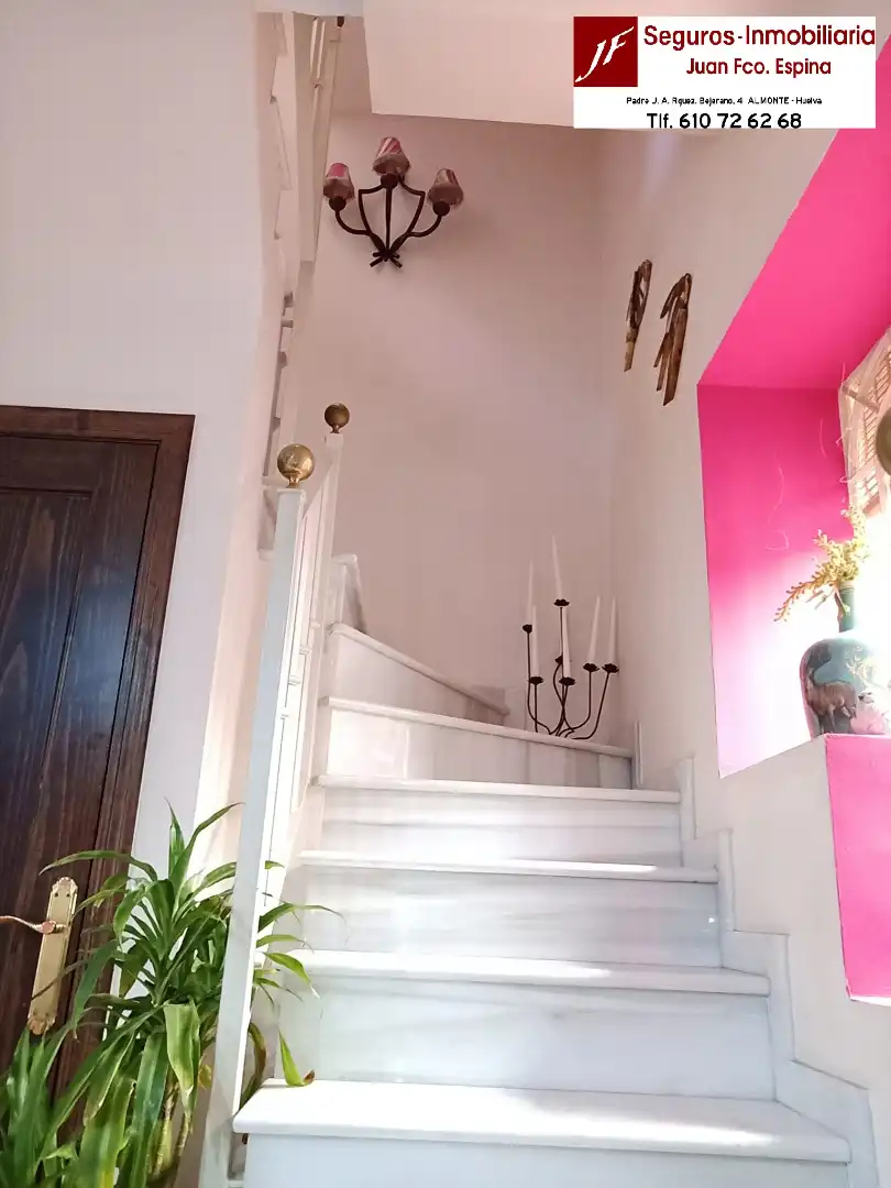 Haus oder Chalet zum Verkauf in Almonte mit Klimaanlage, Heizung und Terrasse