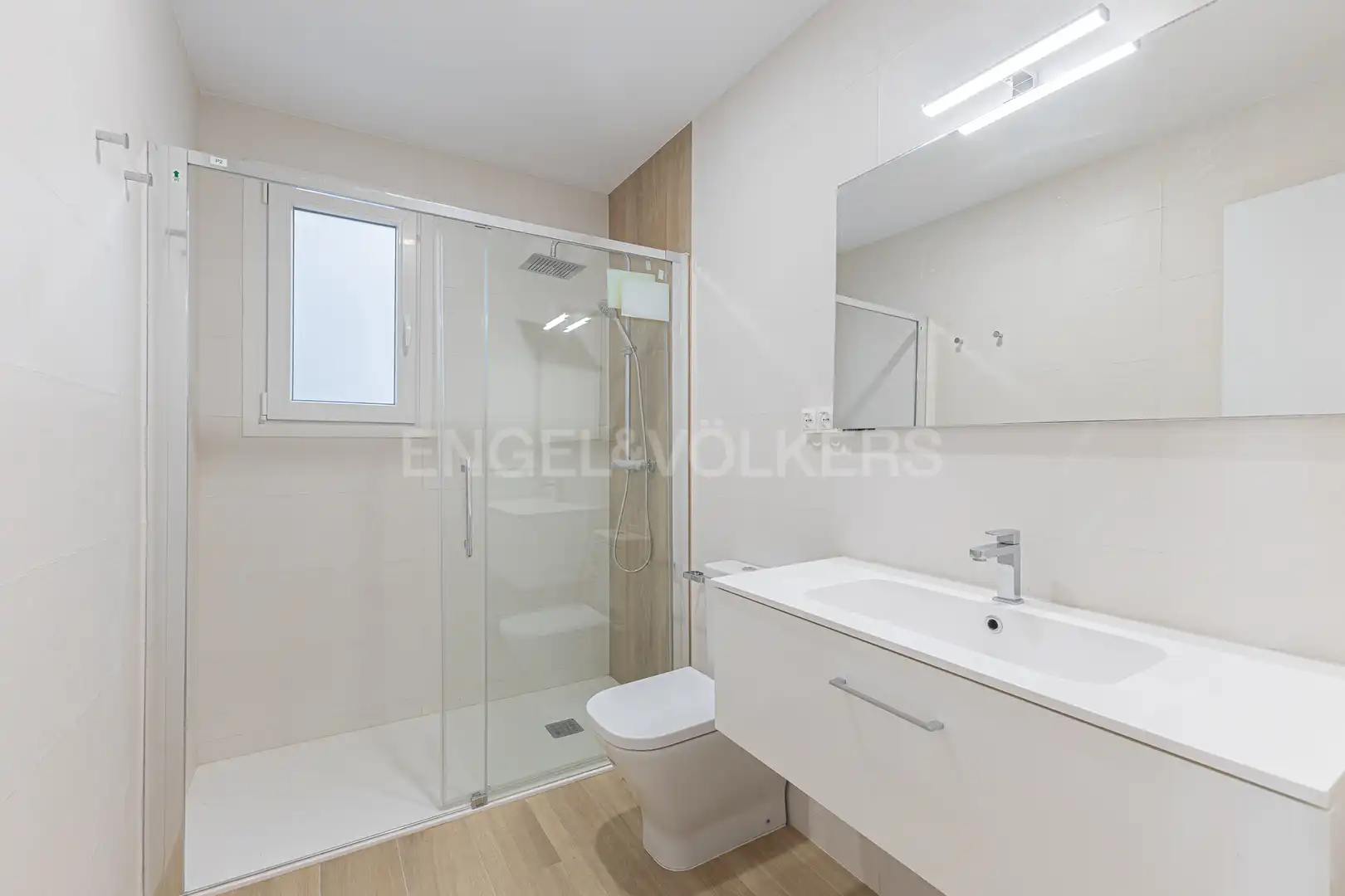 Baño de Piso en venta en Barcelona con Aire acondicionado, Calefacción y Parquet