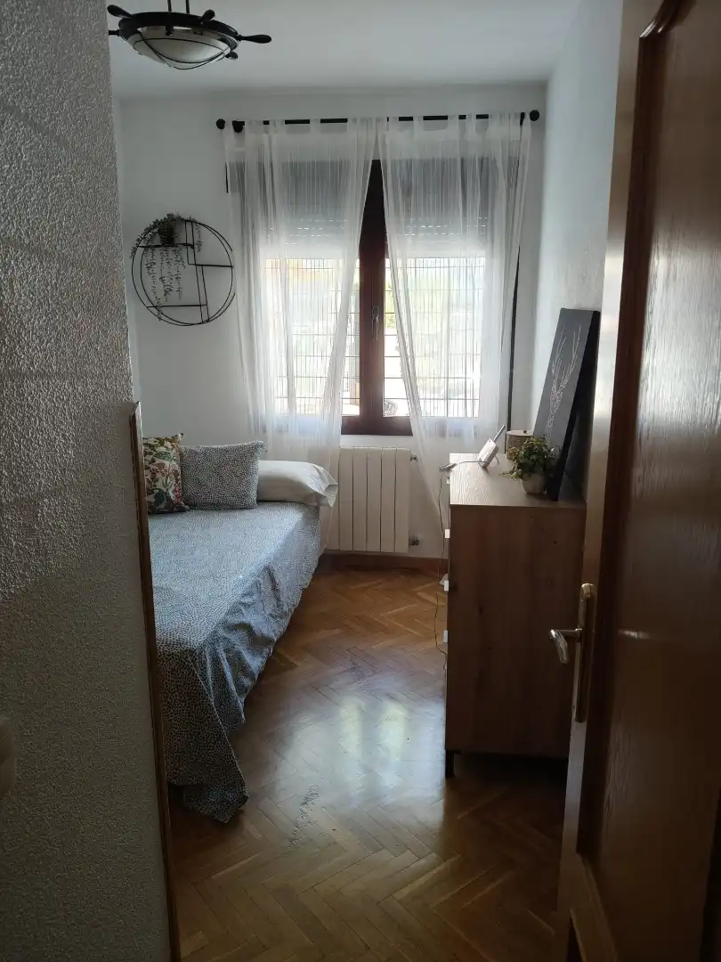 Habitación de Piso en venta en Ciudad Real con Jardín privado, Parquet y Piscina