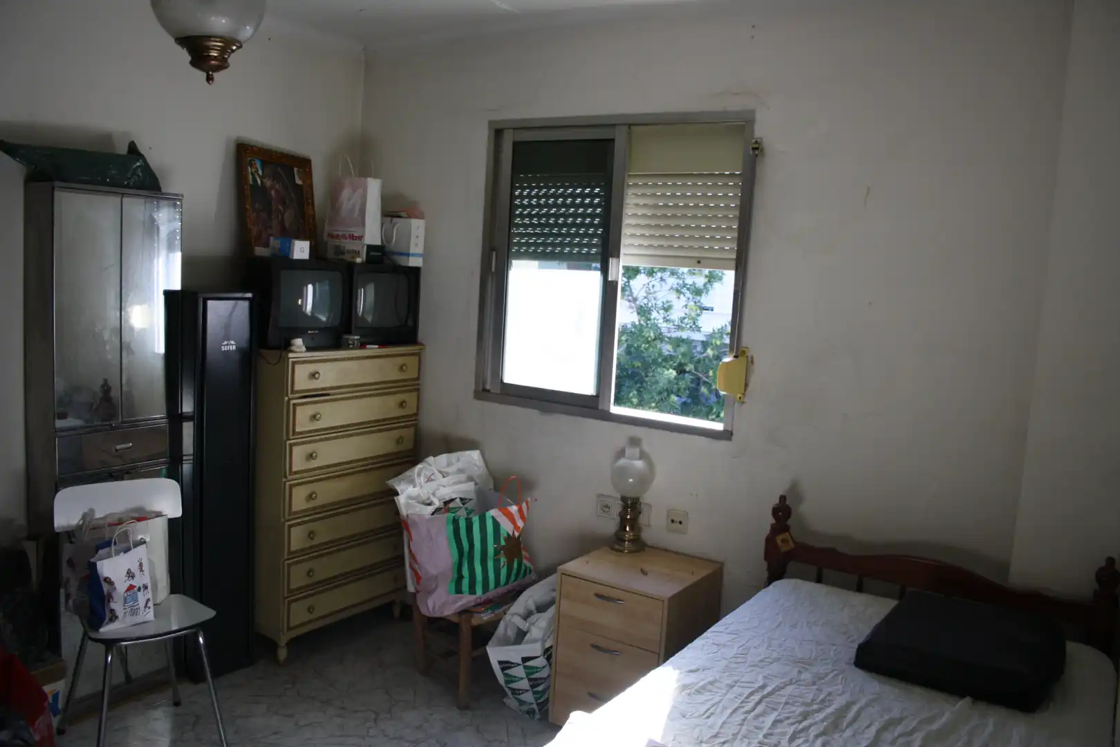Habitación de Piso en venta en Sevilla con Terraza, Lavadora y Balcón