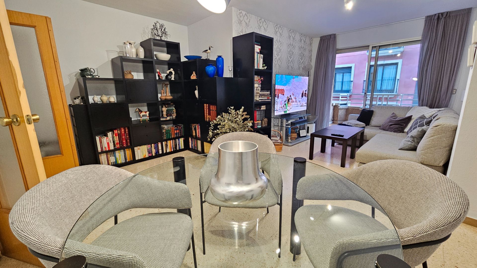 Sala d'estar de Pis en venda en  Tarragona Capital amb Terrassa, Forn i Balcó