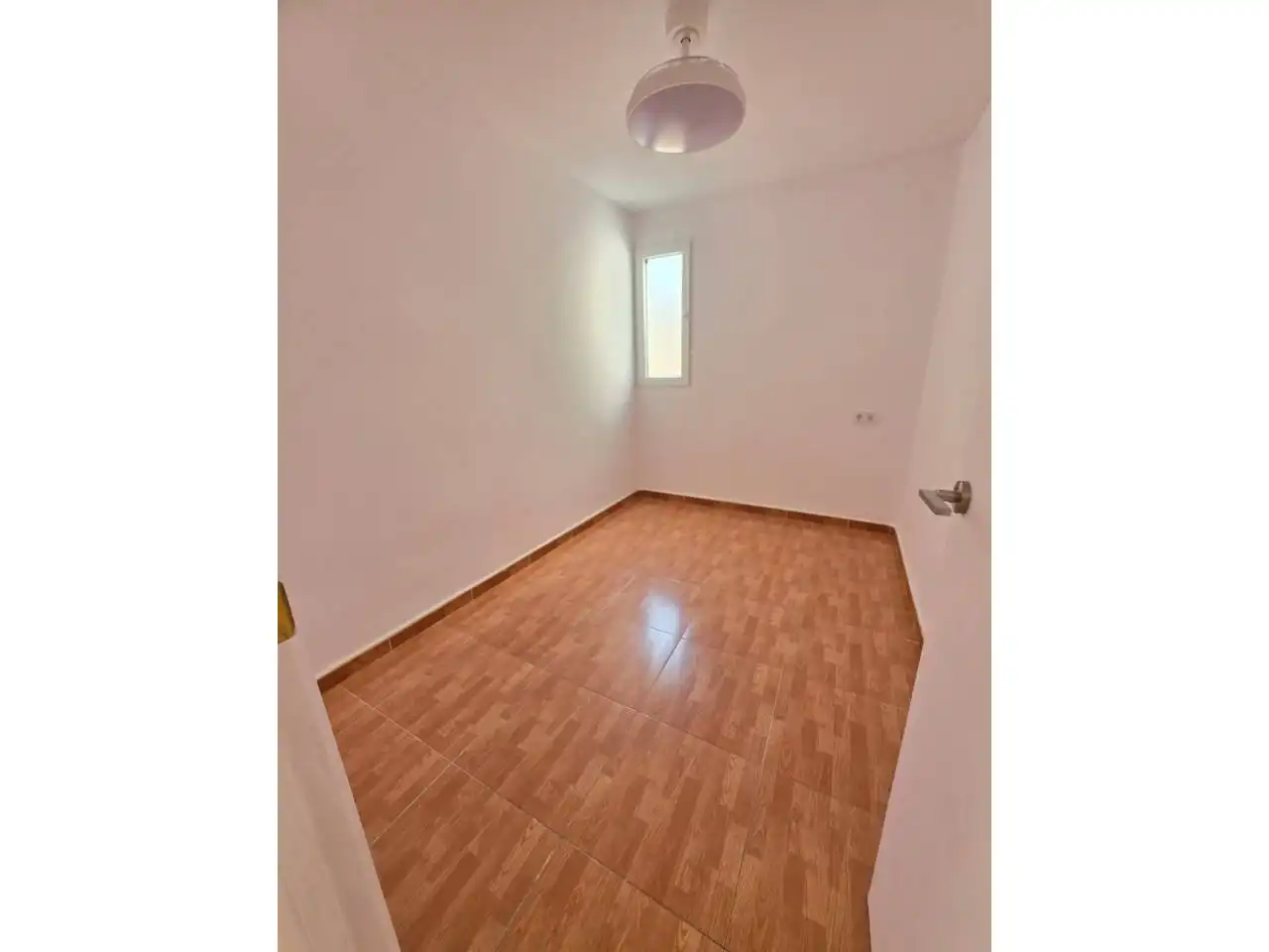 Flat with balcony for sale in Calle Cánovas del Castillo, imagen 7