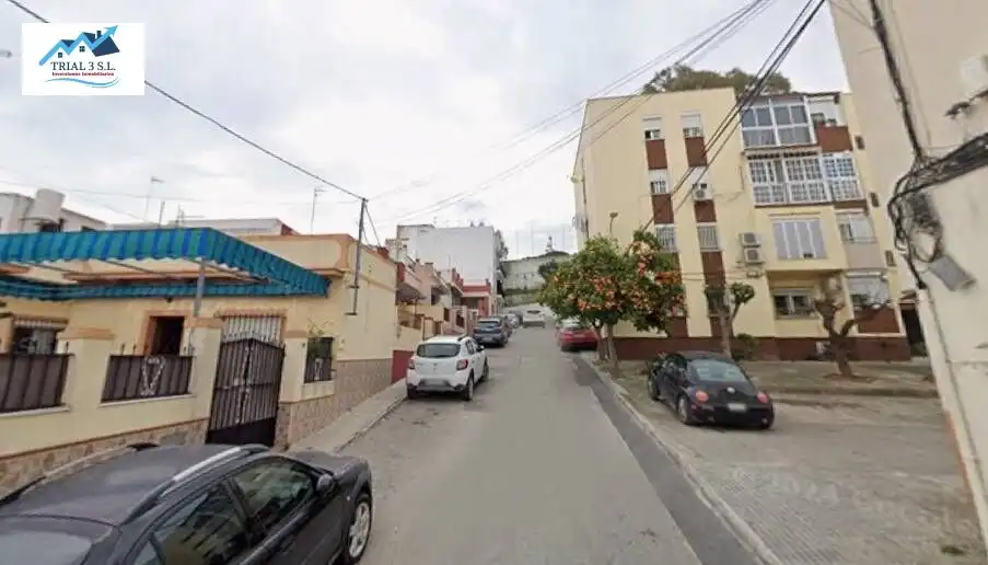Pis en venda a Calle PICACHO