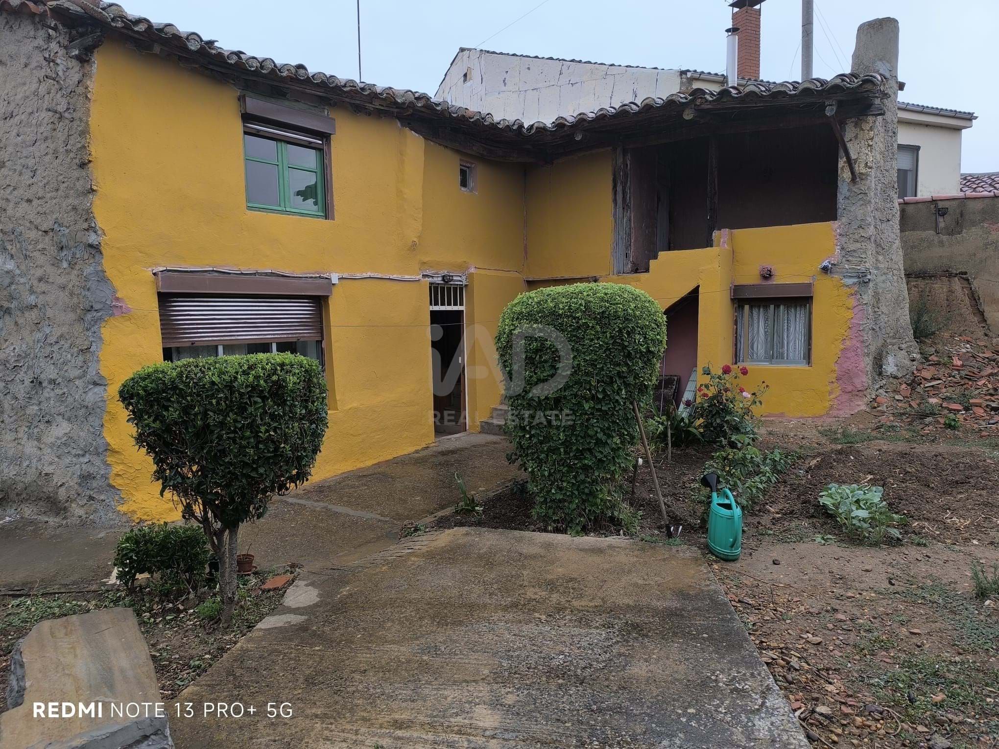 Exterior view of House or chalet for sale in San Adrián del Valle