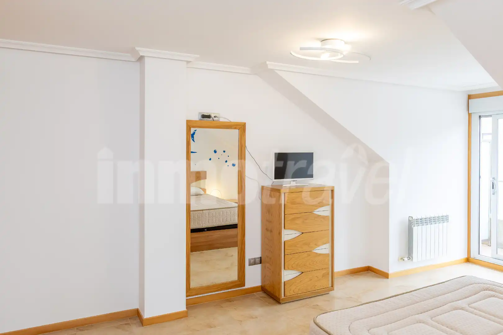 Bedroom of Attic for sale in Sanxenxo  with Air Conditioner, Heating and Terrace