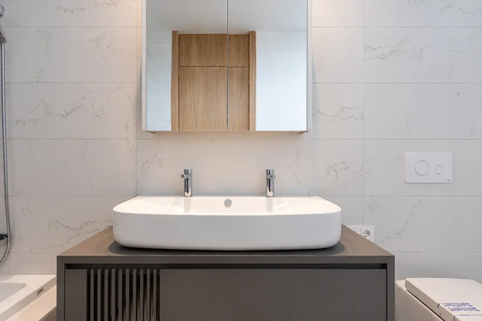 Badezimmer von Wohnung zur Miete in Pozuelo de Alarcón mit Klimaanlage, Heizung und Abstellraum
