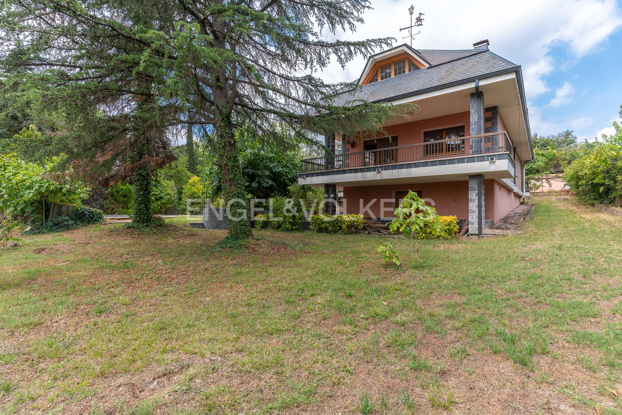 Exterior view of House or chalet for sale in Llinars del Vallès  with Heating, Private garden and Terrace