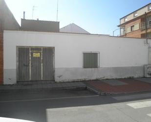 Exterior view of Residential for sale in Alcázar de San Juan