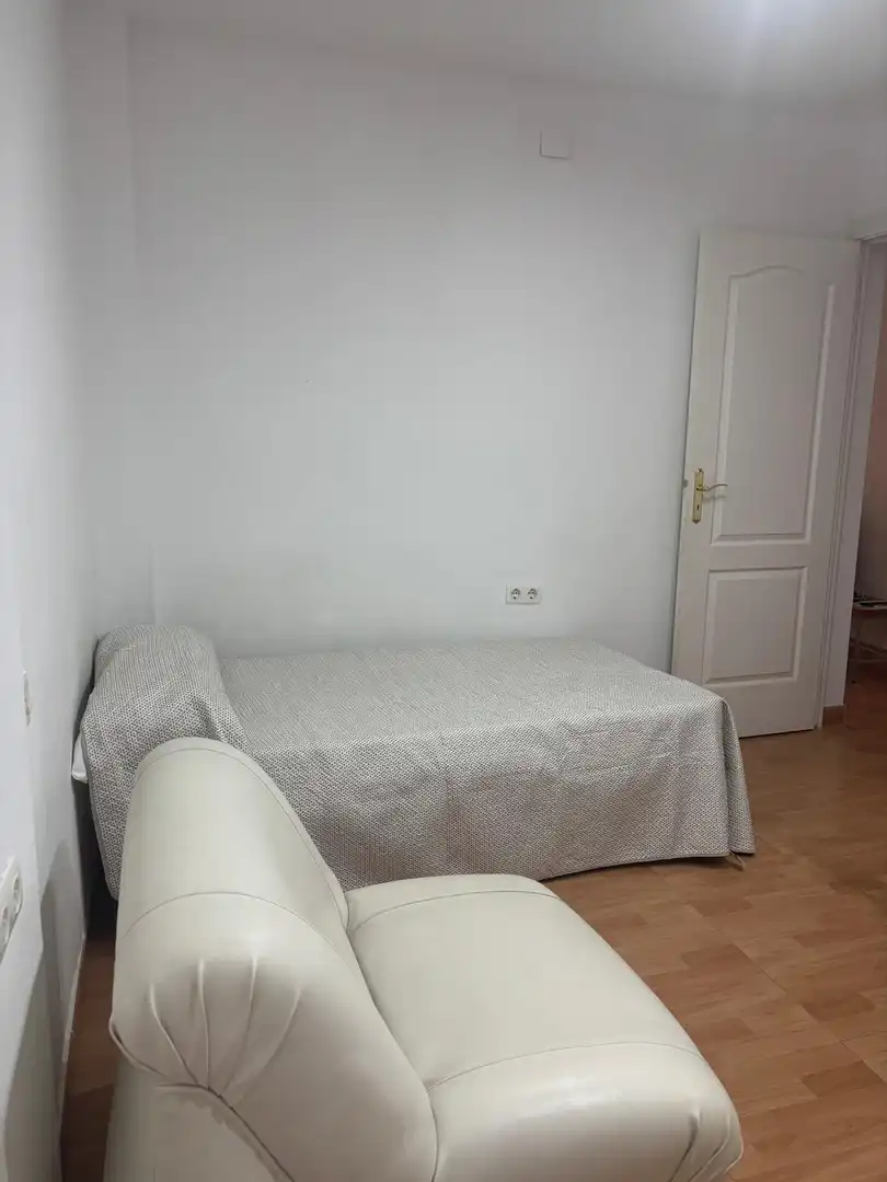 Bedroom of Flat for rent in Granada  with Furnished