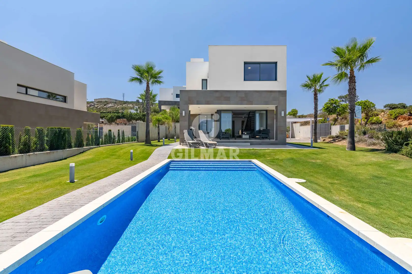 Villa mit Pool zum Verkauf in Chullera