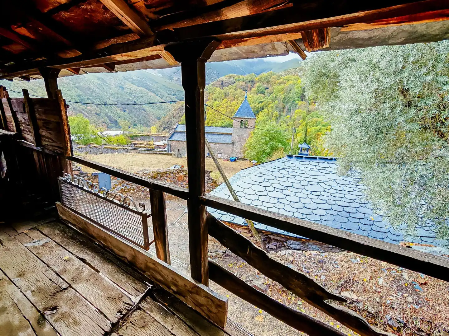Vista exterior de Finca rústica en venda en Ponferrada