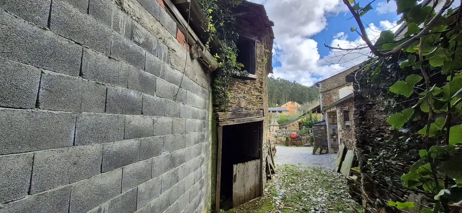 Houses for sale in Lourenzá