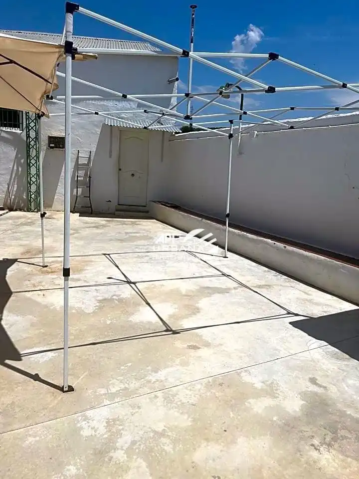 Terraza de Nave industrial en venta en Lucena