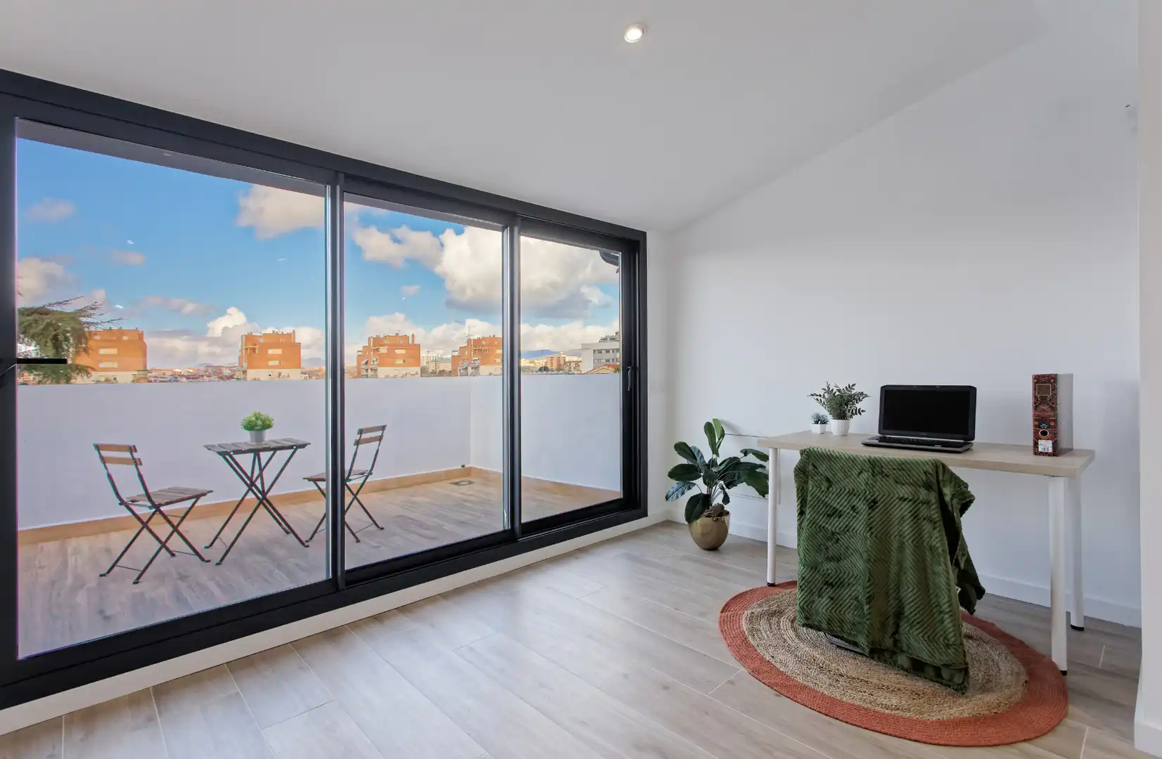 Casa adosada en venta en Carrer de Burgos, 38, Torre-Sana