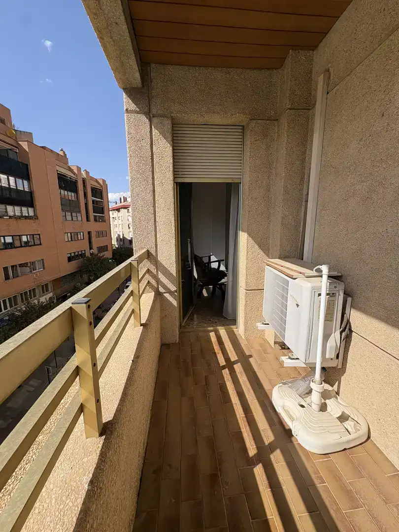 Terrasse von Wohnung zum Verkauf in  Albacete Capital mit Klimaanlage und Balkon
