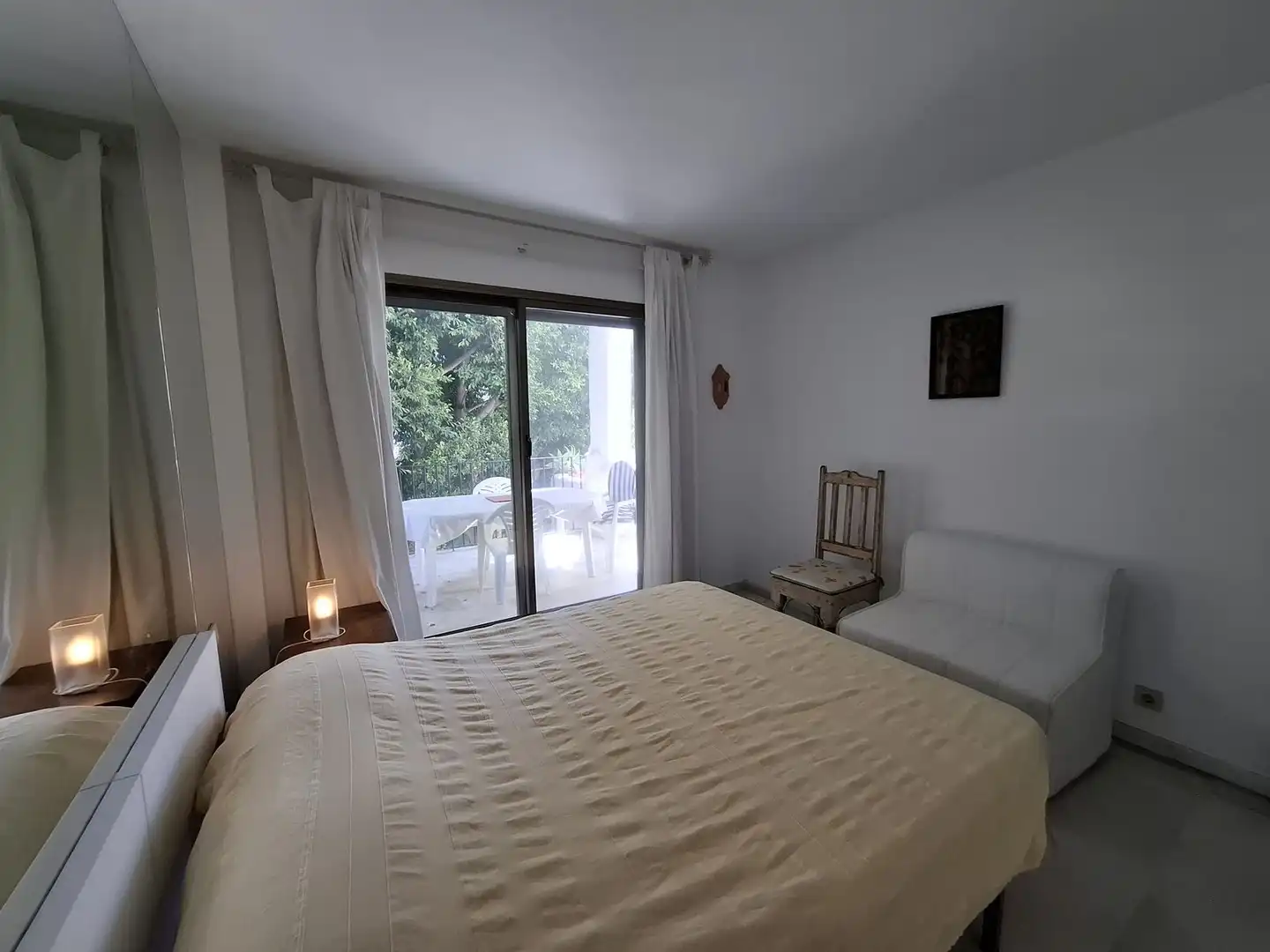 Dormitori de Pis en venda en Marbella amb Aire condicionat, Moblat i TV