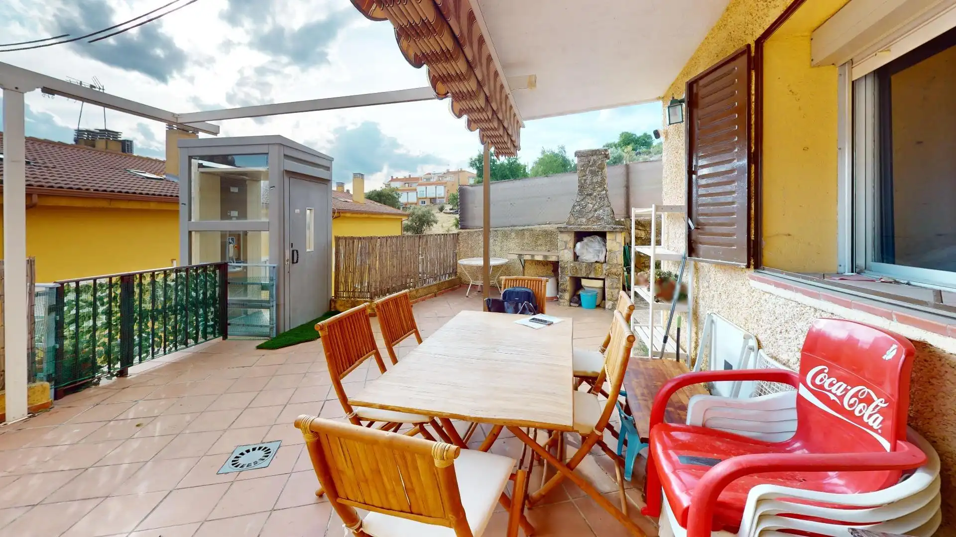 Terraza de Casa o chalet en venta en El Molar (Madrid) con Aire acondicionado, Calefacción y Jardín privado